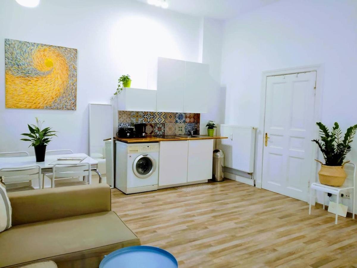 Cozy Studio In Friedrichshain, 4 Quiet Guests Only Берлин Экстерьер фото