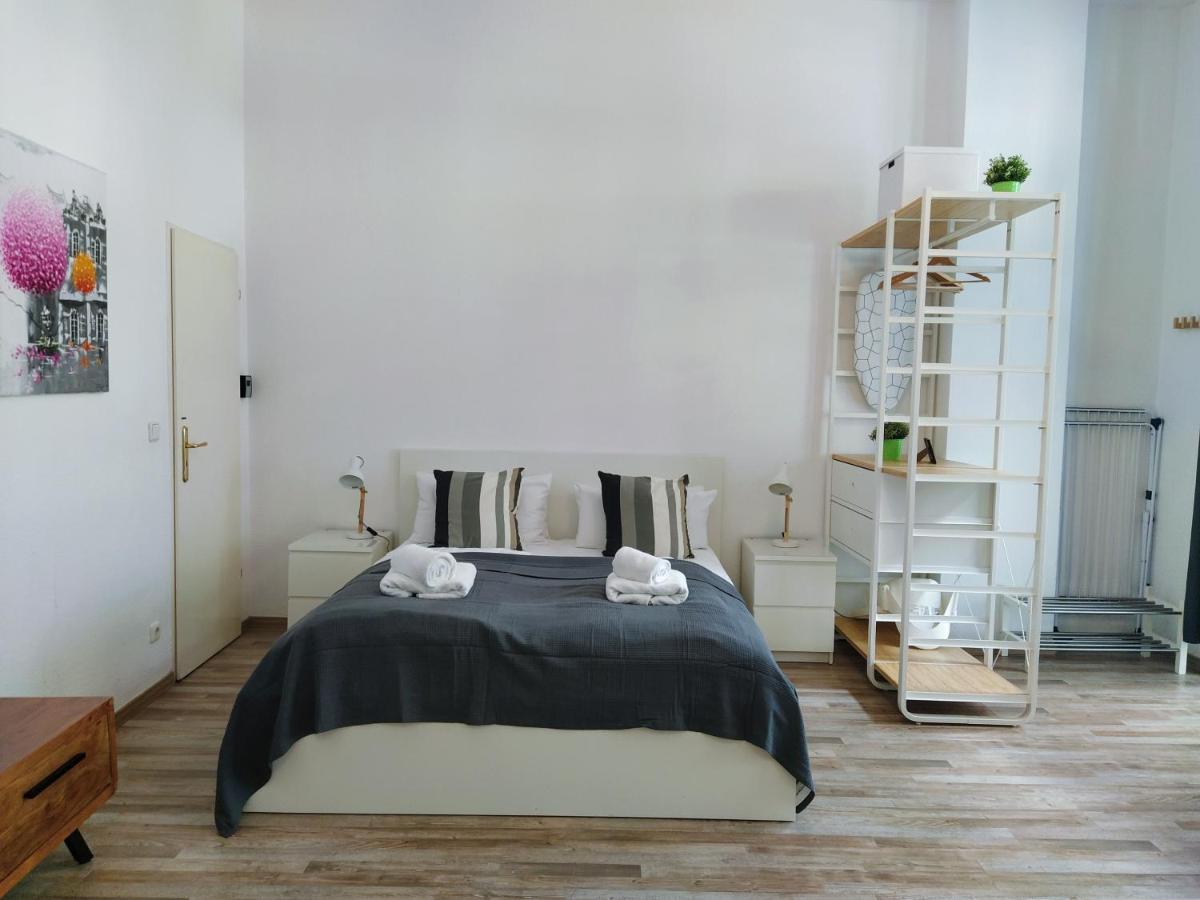 Cozy Studio In Friedrichshain, 4 Quiet Guests Only Берлин Экстерьер фото